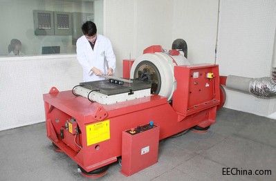 ���R��TUV������Ҏ����̈�ُ�I�ϸ��Ƅ��Դ