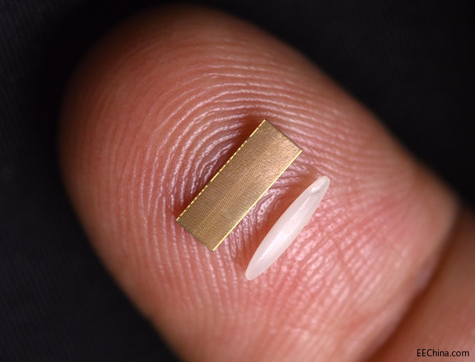 Ӣ�ؠ�EMIB���g�������FоƬ�g���B��ͨ