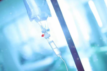 Һλ���������o�}ݔҺ���b���е�Һλ��̖�O(ji��n)�y