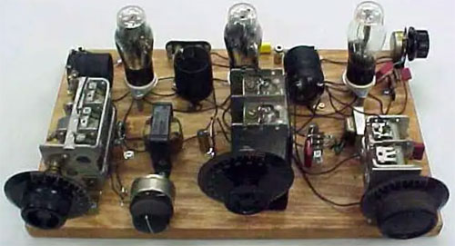 �m�����m�������׼���ͨ�^�F��Ԫ�������F�`������Ч��ԇ�岼��