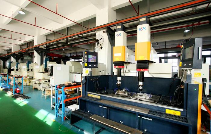 ��ͨ��(li��n)��ע�ܙC(j��)�h(yu��n)�̱O(ji��n)���ṩ��(li��n)�W(w��ng)��Q����