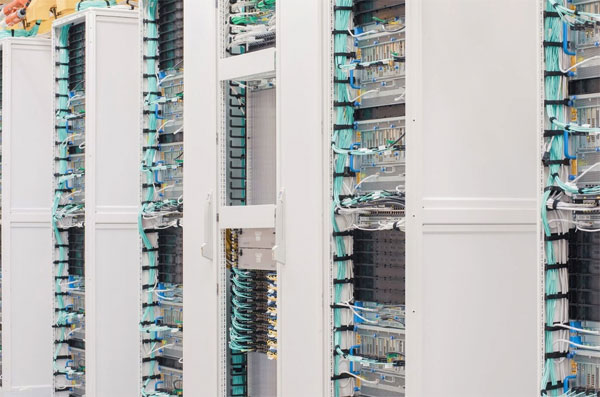 fwӢ_оƬ + ΢ܛ|ԪͶY ChatGPT ĳӋC