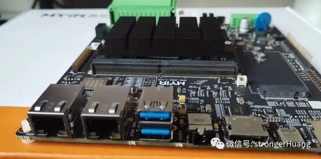 �נ�о�YD9�������a(ch��n)CPU�����ܰ�׿��Linux��RTOS