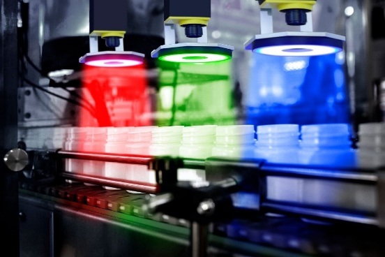 ~˹W˾ʰlRGB汾ĸ߹OSTAR Projection Compact LEDmڙCҕX_